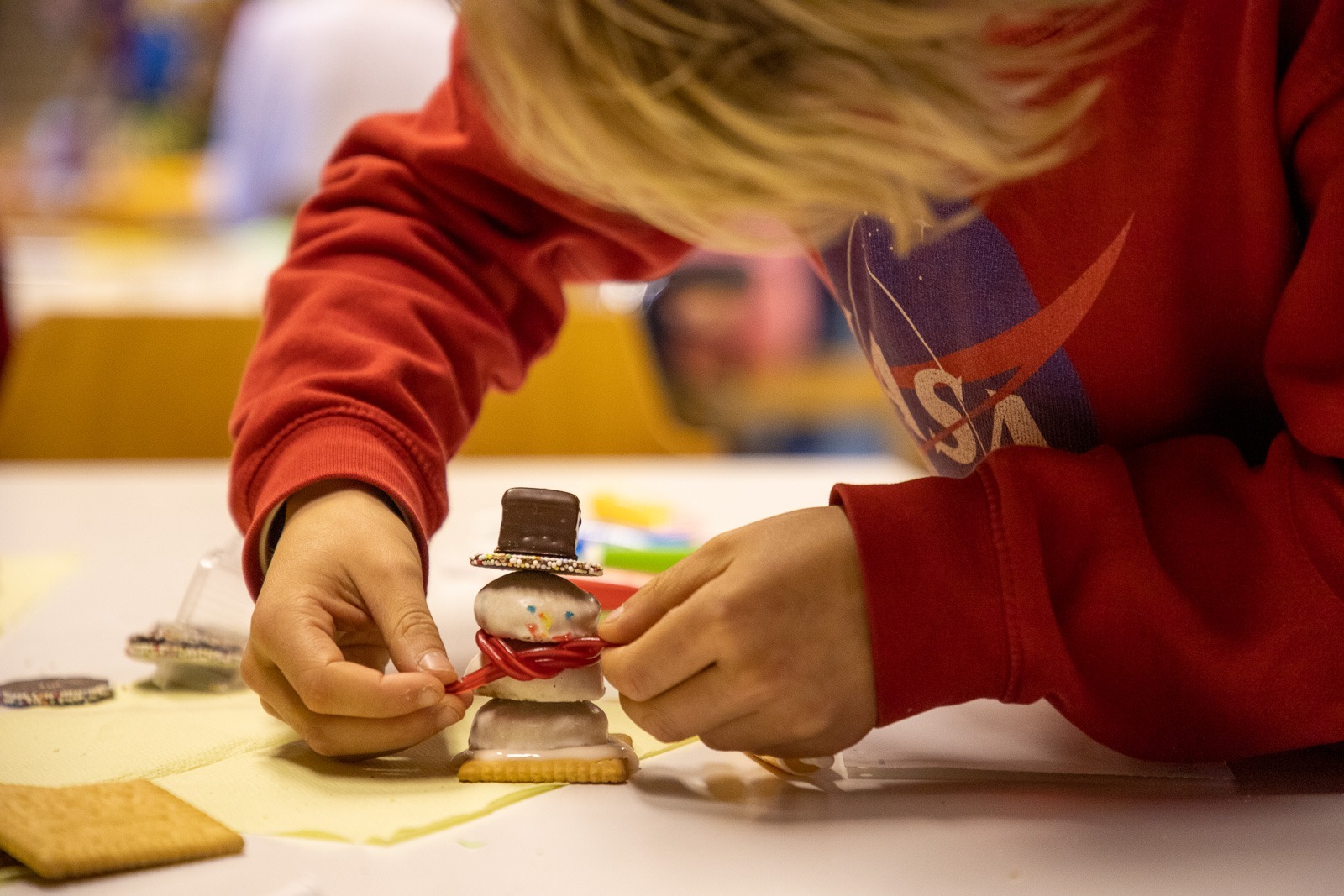 Hören, Singen, Beten und Basteln